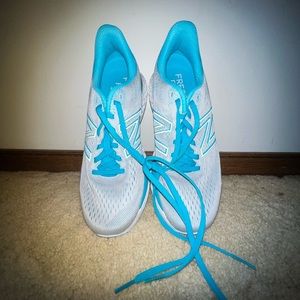 New balance, running shoe women’s 10 1/2